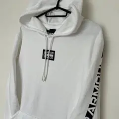 Under Armour ホワイト パーカー