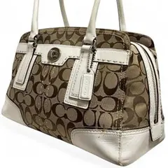 COACH コーチ　シグネチャー　ハンプトンズ ハンド　チャーム　1D-07