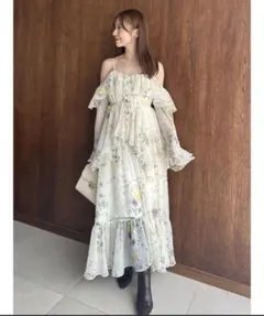 snidel オフショルフリルワンピース マルチ サイズ 1