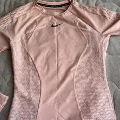 Nike フィットネス用長袖トップス ピンク