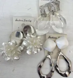 3点セット　459 ハンドメイド　樹脂　金属　ピアス　イヤリング　まとめ売り
