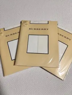 【新品未使用】BURBERRY ホワイト ストッキング M-L 3足セット
