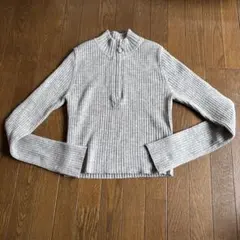 グレー リブ編み ハイネック セーター