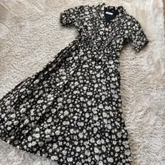 INGEBORG 花柄 ワンピース 黒