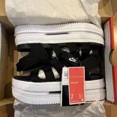 Item thumbnail for item 0828c9b8-77a7-4d79-9218-9b623f266d8f