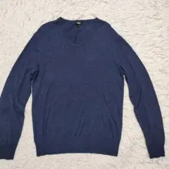 【ユニクロ】カシミア混　Vネックセーター ネイビーブルー　Mサイズ