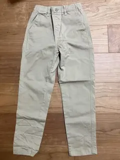 子供服　長ズボン　ベージュ 130cm UNIQLO
