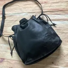 ロエベ（LOEWE） アナグラム 高品質レザー ショルダーバッグ ブラック