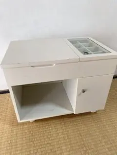 ⭕️人気の白色⭕️コンパクトな収納付きドレッサー