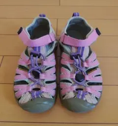 KEEN サンダル 19.5 ピンク