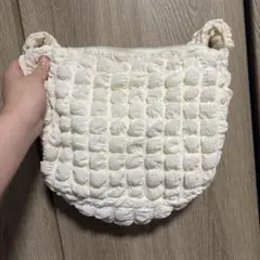 ホワイト キルティング ショルダーバッグ