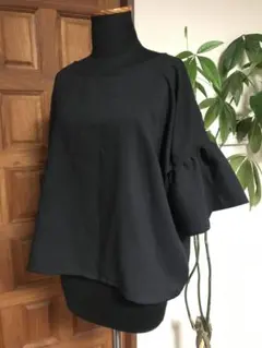 訳あり　ハンドメイドブラウス　袖ふわふわ　上質生地使用　大人かわいい　ブラック