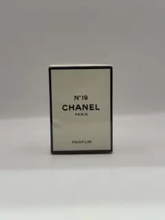 新品未開封CHANEL N°19 パルファム 14ml【2】¨̮⃝