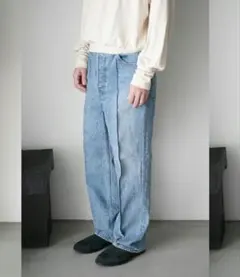 新品 phebus WASHI DENIM STRAIGHT PANTS デニムのサムネイル