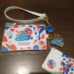 大阪関西万博2025　万博記念ICOCA＋パスケースセット ミャクミャク Amazon.co.jp: 大阪万博 合皮製 パスケース カードケース リール付き