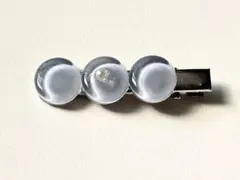 ブルーグレー　ヘアクリップ　ハンドメイド　レジン製