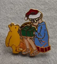くまのプーさん クリスマス ピンバッジ
