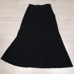 黒　ロングスカート