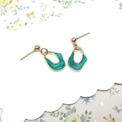 No.598☆メタルドロップ（グリーン） ピアス イヤリング マスクチャーム