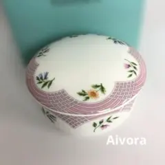 ティファニー ショッピングバッグ型置物 花瓶 陶器 未使用 美品 - メルカリ