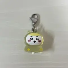 ちいかわ　めじるしアクセサリー　チャーム　レインコート　ガチャガチャ