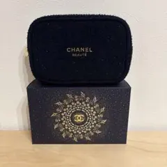 M*ん様 CHANEL クリスマスコフレポーチのサムネイル