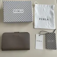 FURLA 二つ折り財布 グレー
