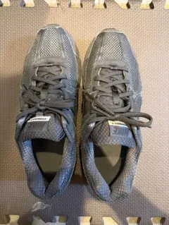 NIKE ZOOM VOMERO 5 ナイキ ズーム ボメロ 5