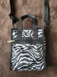極美品❕レスポートサック SMALL HELMET BAG 人気ゼブラ柄★