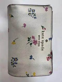 kate spade NEW YORK 二つ折り財布 花柄のサムネイル