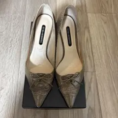 STRAWBERRY FIELDS ベージュパンプス 24.5cm ヒール5cmのサムネイル