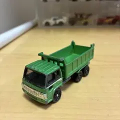 7386 塗装修復トミカ 2007年 いすゞギガダンプトラック - メルカリ