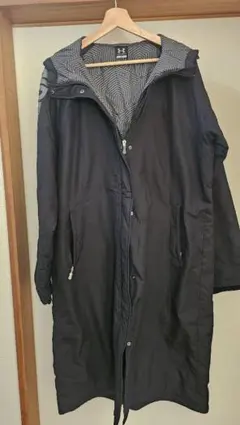 Under Armour アンダーアーマー　黒XL　レディース　ベンチコート