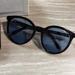 【美品】Dior ディオール　サングラス　カラーレンズのサムネイル