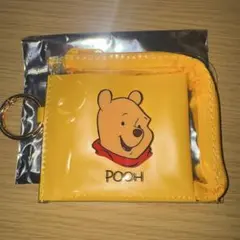 プーさん　ディズニーストア シークレット PVC ウォレット ポーチ