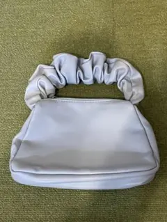 フリルハンドル　ライトグレー ハンドバッグ