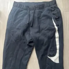 Nike ジョガーパンツ 黒 スウッシュロゴ