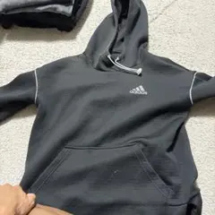 adidas アディダス パーカー ブラック J/Mのサムネイル