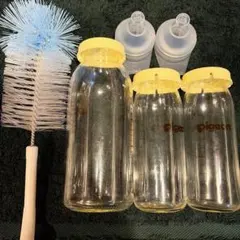 母乳実感　ガラス製哺乳瓶3本セット　流量大、ss ガラス専用ナイロンブラシ付き