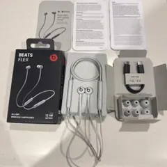 Beats Flex ワイヤレスイヤフォン スモークグレイ