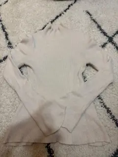 【GRL】ベージュ ハイネック セーター Mサイズ