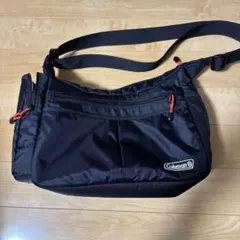 Coleman ブラックショルダーバッグ