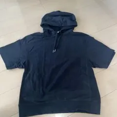 黒 オーバーサイズ フーディー