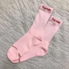 Supreme ピンク ロゴソックス　靴下