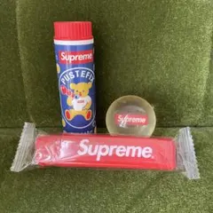M*Ｃ様 Supreme ノベルティのサムネイル