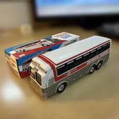 Continental Trailways Silver Eagle バス