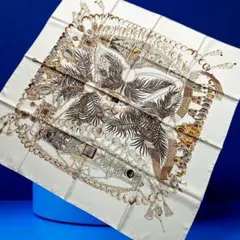 HERMES カレ90 シルク100% スカーフ 貴重な場所