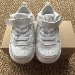 Nike ベビーシューズ ホワイト