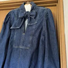 完売商品　ZARA ザラ ボウタイ デニムブラウス リボン