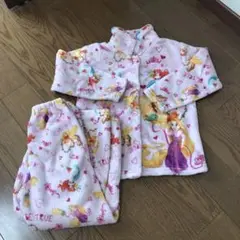 120 プリンセス柄フリースパジャマセット